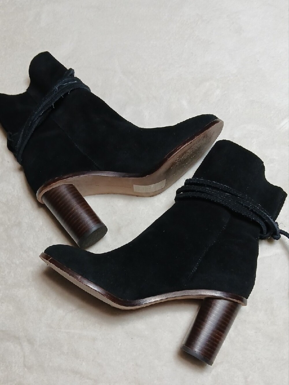 Pour La Victoire Black Suede Wrap-Ankle Block Heel Booties Size 7 - Picture 3 of 10